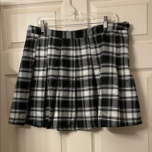 Rue21 Black and White Plaid Mini Skirt